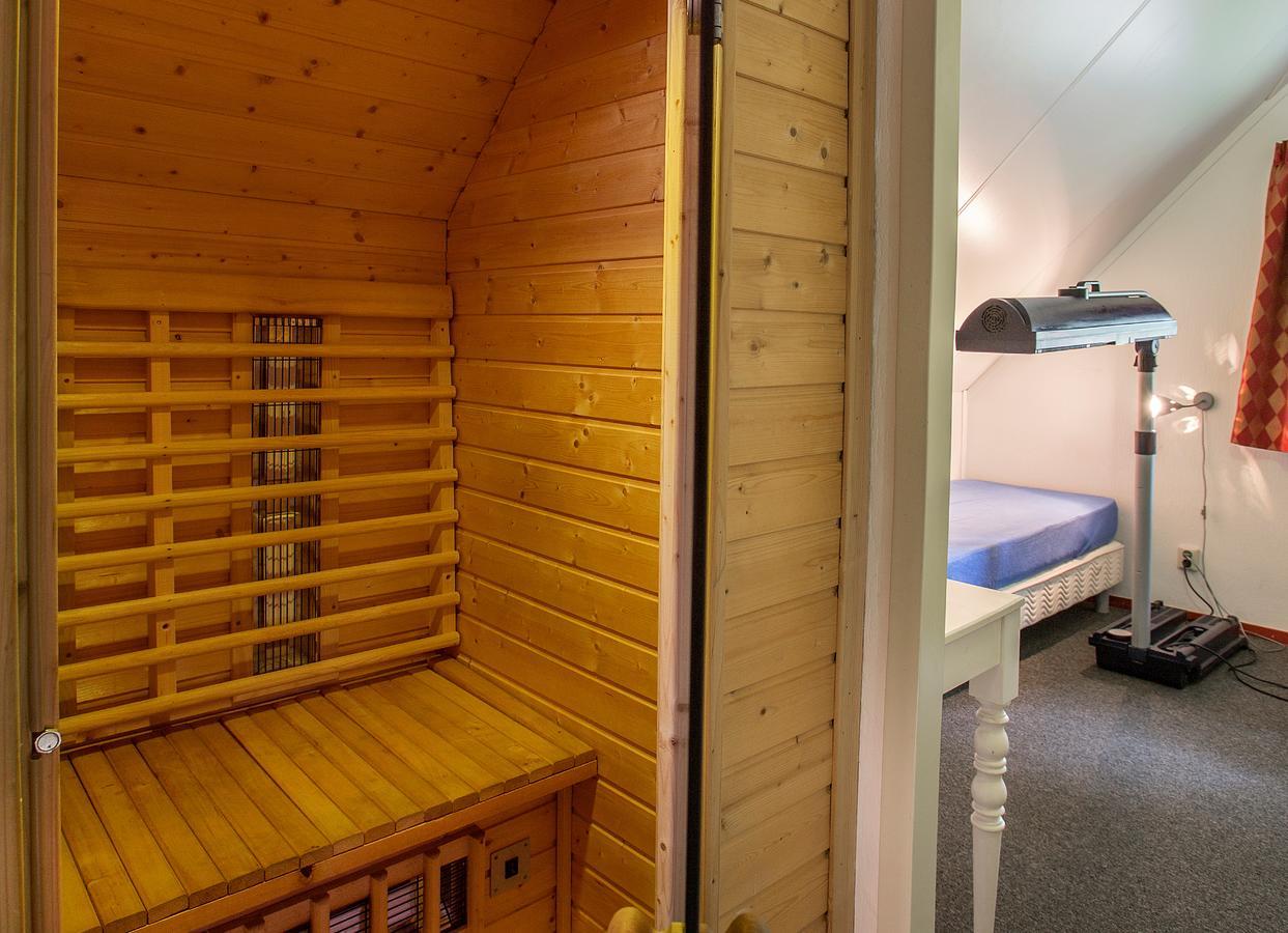 Roompot Recreatiepark De Tolplas Vriezenveen Kamer foto