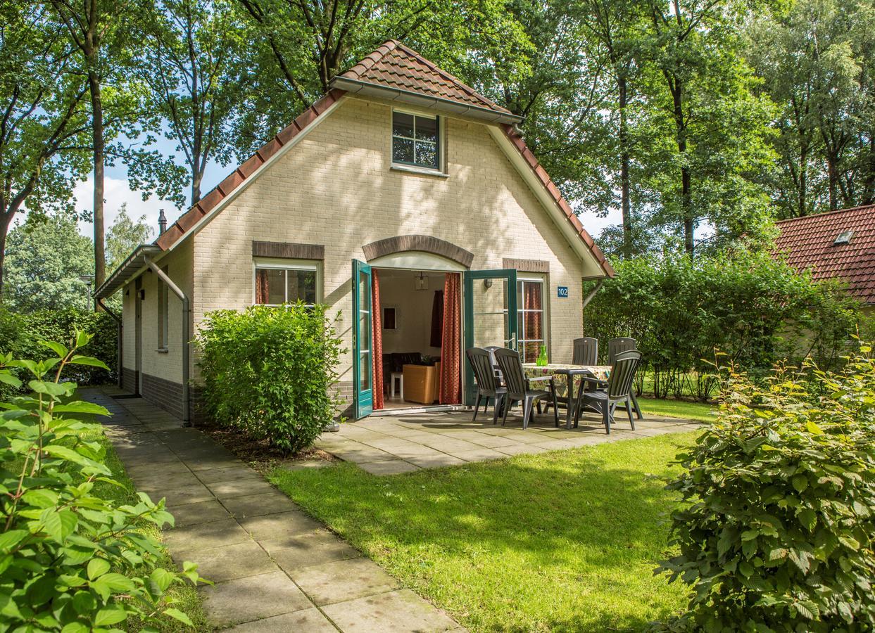 Roompot Recreatiepark De Tolplas Vriezenveen Kamer foto