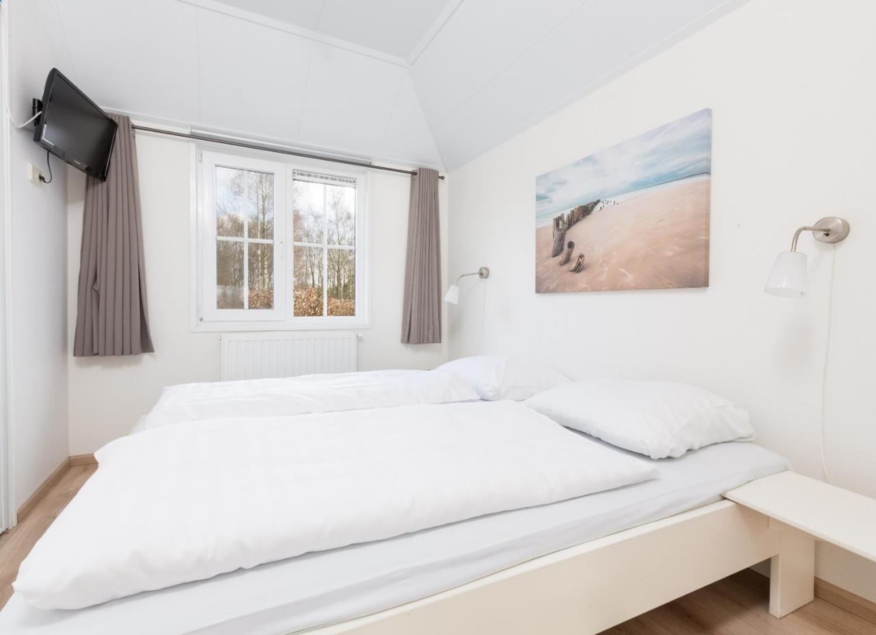 Roompot Recreatiepark De Tolplas Vriezenveen Buitenkant foto